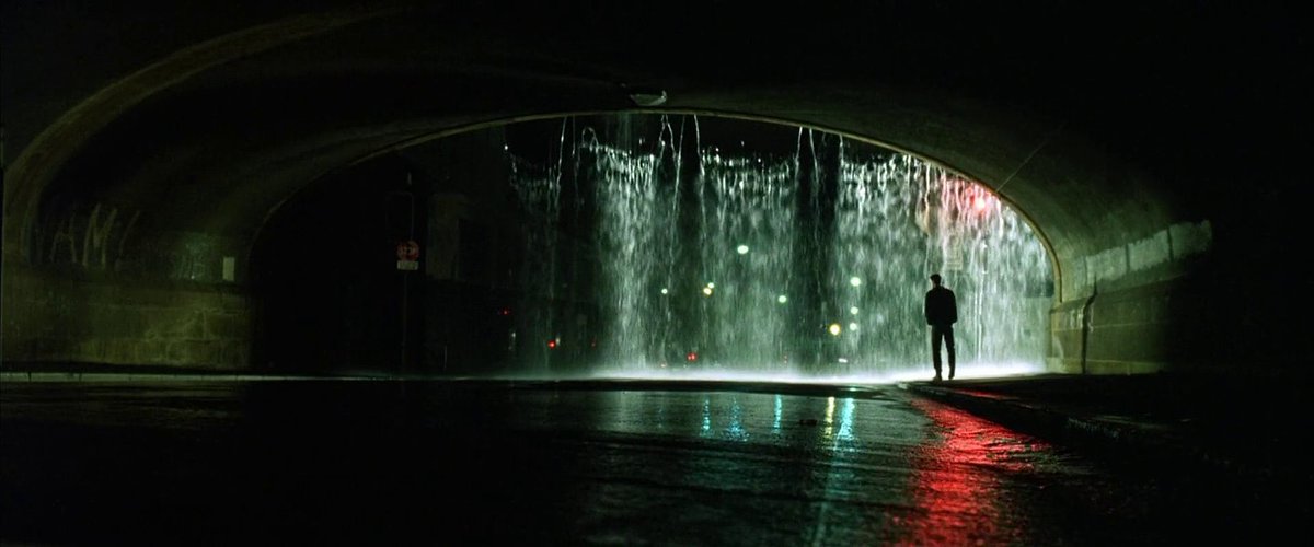 KarineMDonelle's tweet image. Quelques surcadrages dans Matrix (1999) de Lilly Wachowski & Lana Wachowski