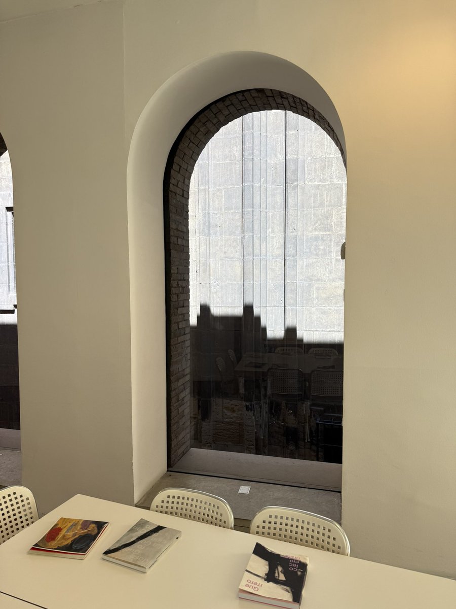 jmde99's tweet image. Centro José Guerrero.

Este finde tocó Granada