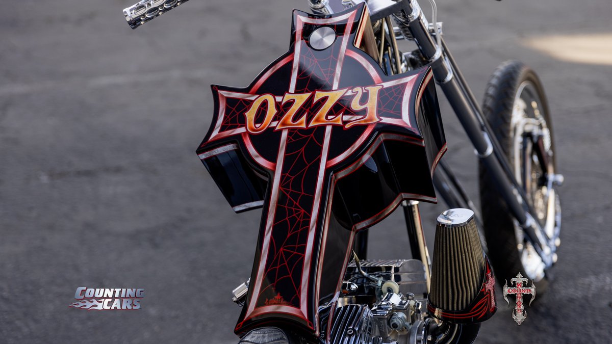 CountsKustoms's tweet image. Farewell to the Prince of Darkness, @OzzyOsbourne. We had the privilege of building a kustom chopper for him in the early years of Count’s Kustoms. It&apos;s a special time that will never be forgotten 🖤 Rest easy and thanks for the amazing memories! #ozzyosbourne @DannyCountKoker