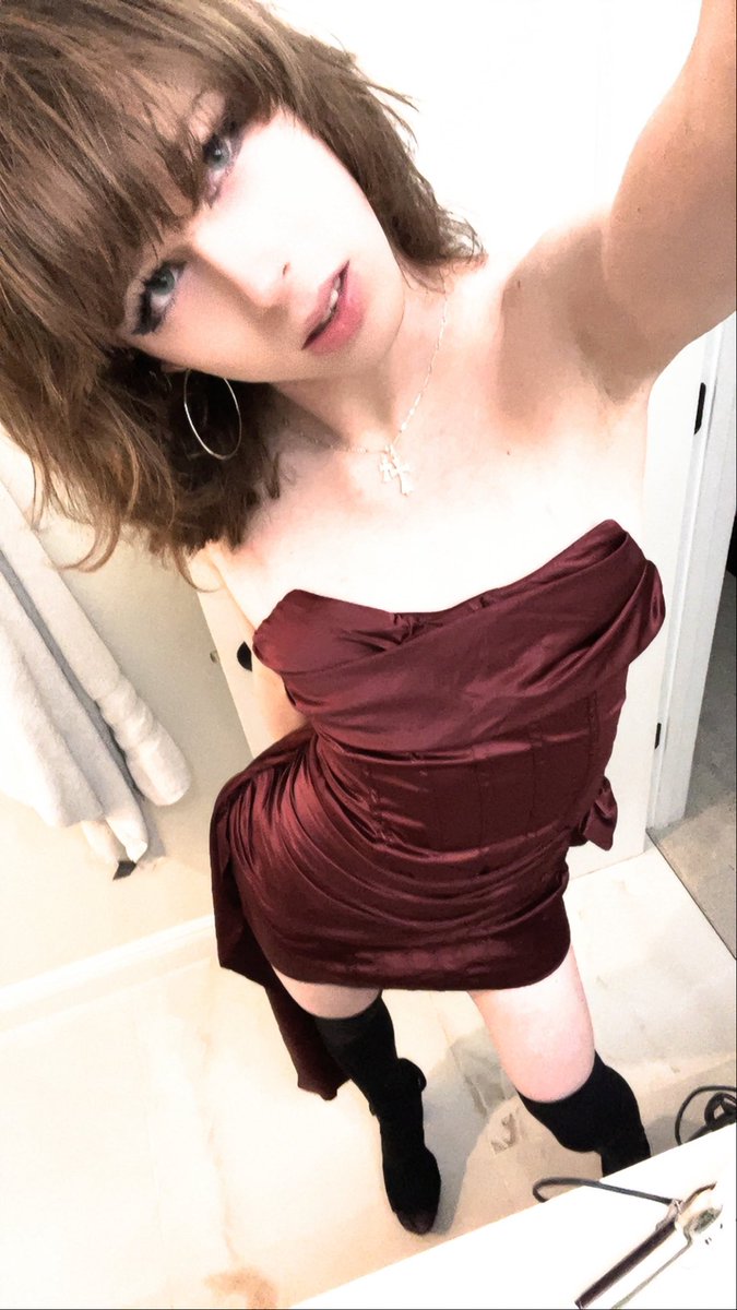 weirdrandomguy5's tweet image. whats up :3 #femboy #crossdresser