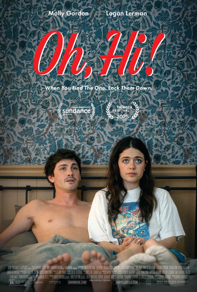 LoudAndClearRvs's tweet image. The wait is over: OH, HI! hits US theaters this Friday! 😍
👉Read @HayleyCroke's 5-star review: t.ly/KEWdU
👉And our interview with writer-director Sophie Brooks: t.ly/aDHq3
#OhHi @sonyclassics