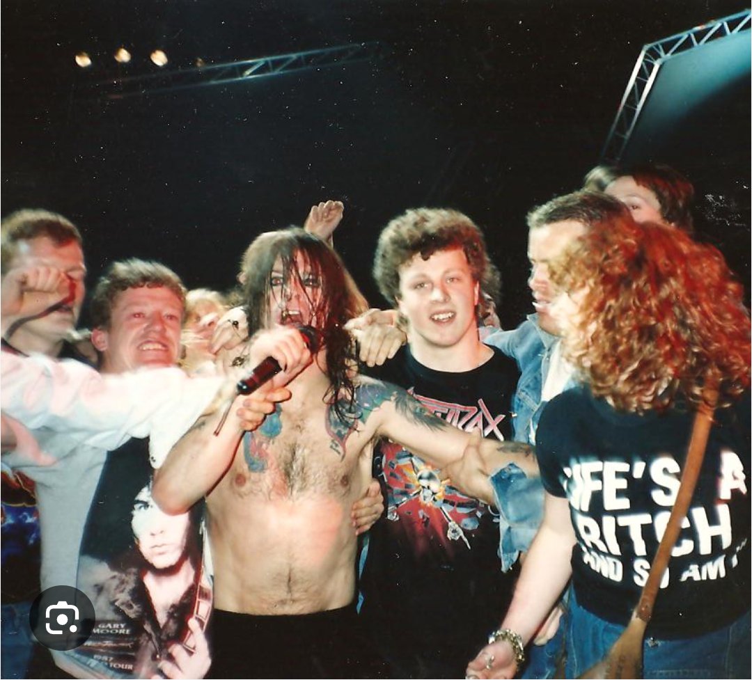 StuartLang9's tweet image. RIP Ozzy, love the music, a great human being too, I found this pic online which was taken at my first concert on 18th March 1992 at Edinburgh Playhouse, thankyou for all the memories #OzzyOsbourne #RIPOzzy