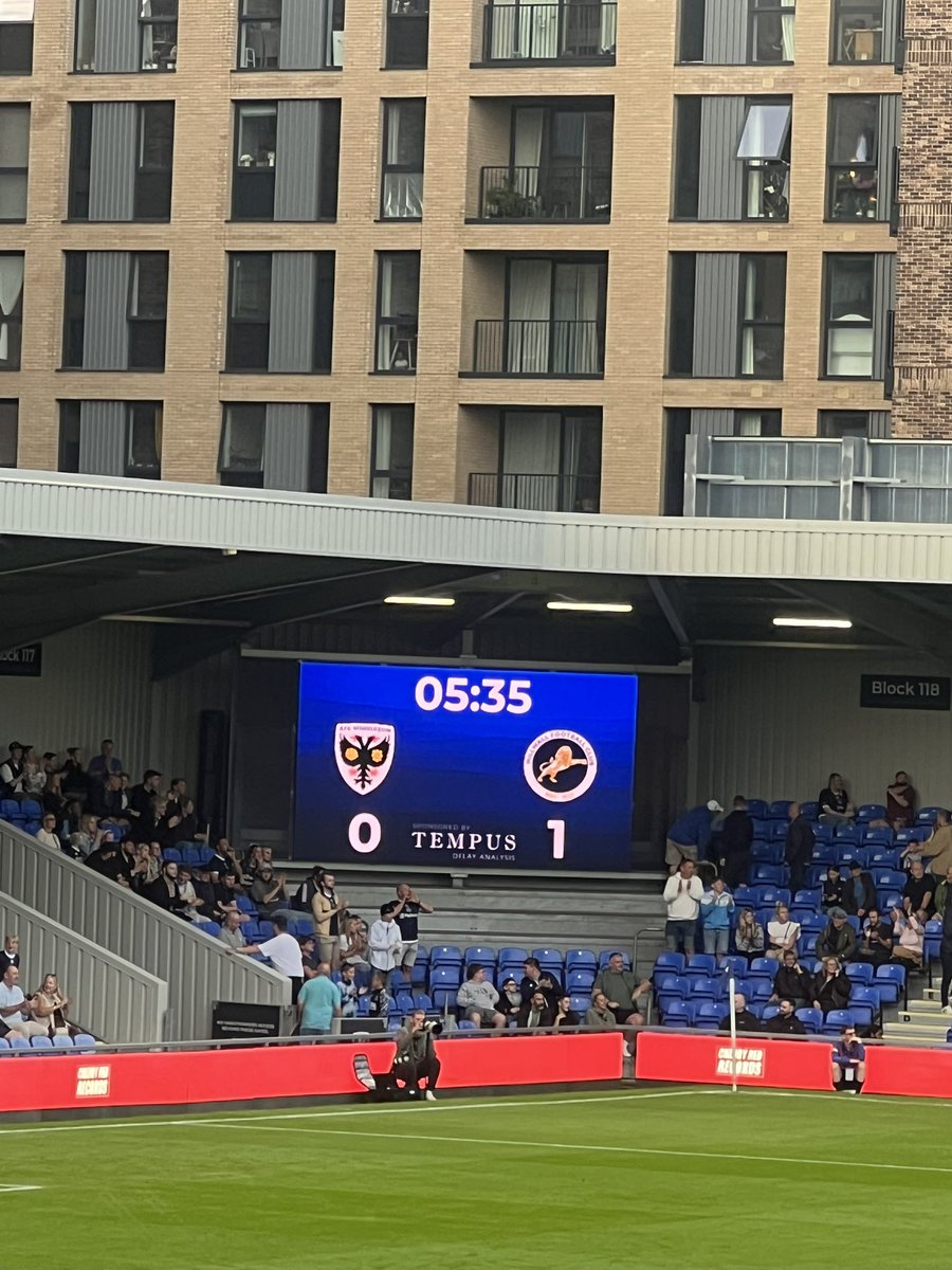 BroadcastMoose's tweet image. GOAL - 6mins - 0-1 - Femi Azeez from 22 yards stroked it into the far corner