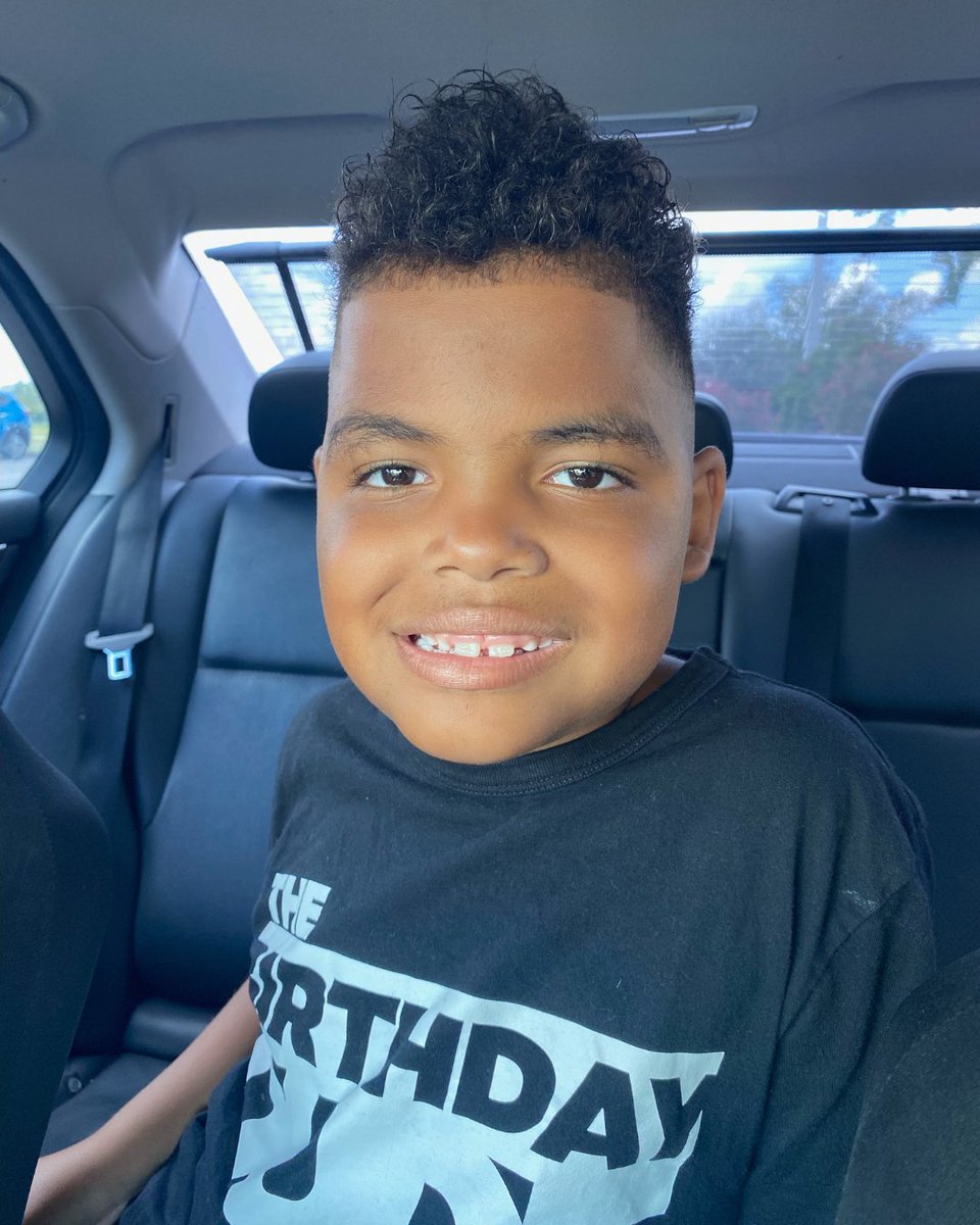 Nemours's tweet image. "Nemours treats us like family and makes us feel comfortable," says Lex's mom as she reflects on his journey with craniosynostosis. With the expert care of Dr. Olavarria, Dr. Kellogg and the Nemours team, Lex is thriving post surgery! Read his full story: bit.ly/4nm6Rmg