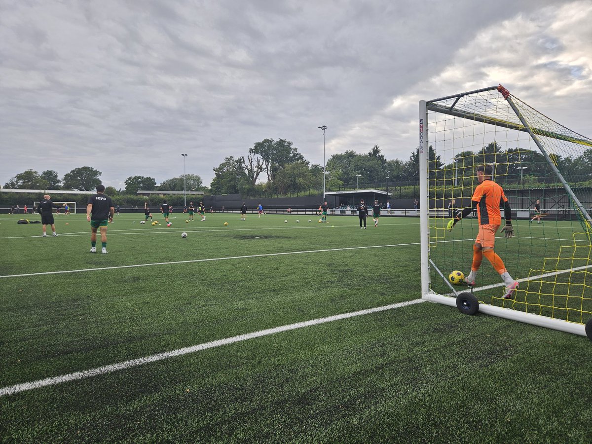 Harpenden Town v Welwyn Garden City. Harps have what can only be described as an embarrassment of riches up front. Looks like Devine, Webb, Clements and Henry Jones tonight. No Bailey, Spaul or Keenleyside tonight, school holidays.