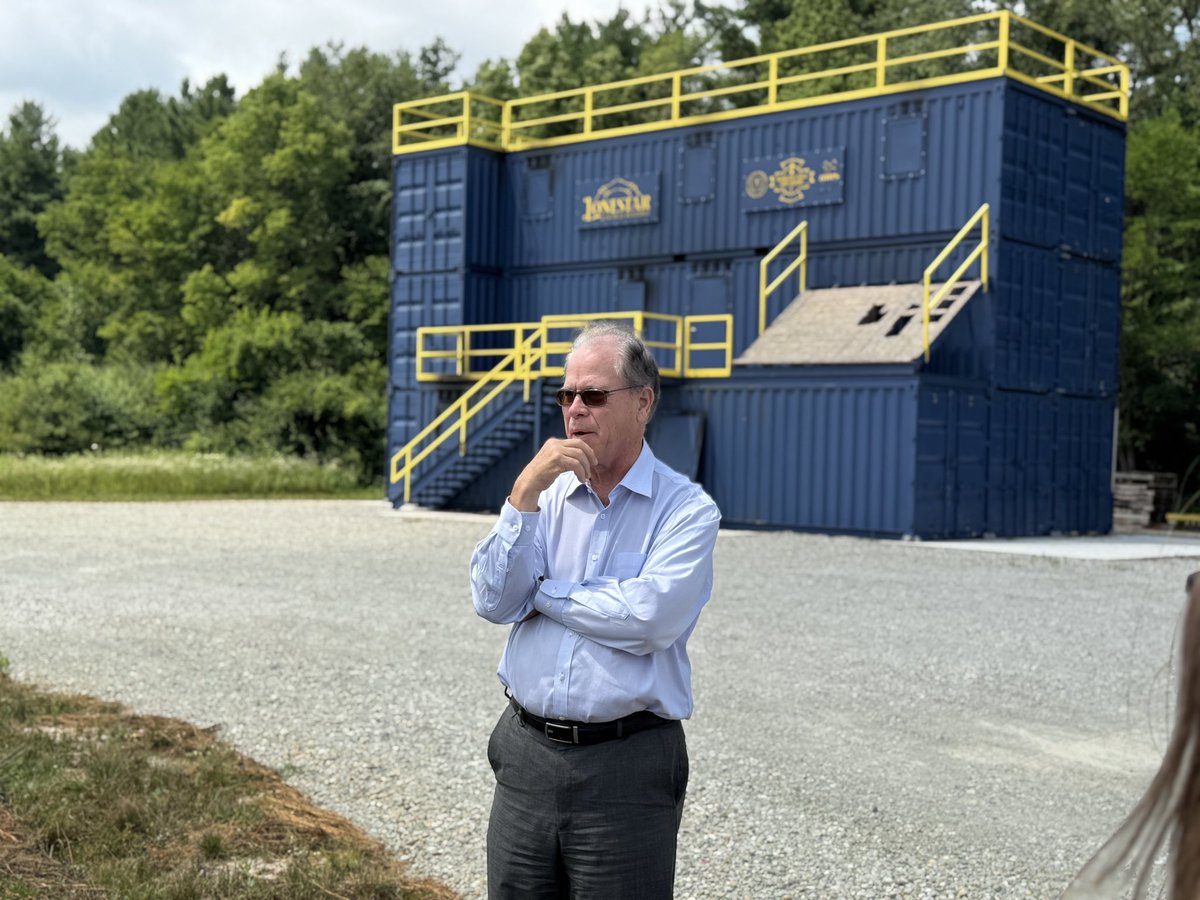 GovBraun's tweet image. Last week I visited the impressive Hub & Spoke firefighter training facility in Wabash.
It’s one of many across our state. Once all Hub & Spoke facilities are complete, Hoosier firefighters will no longer have to travel more than 45 minutes for high-quality, hands-on training.…