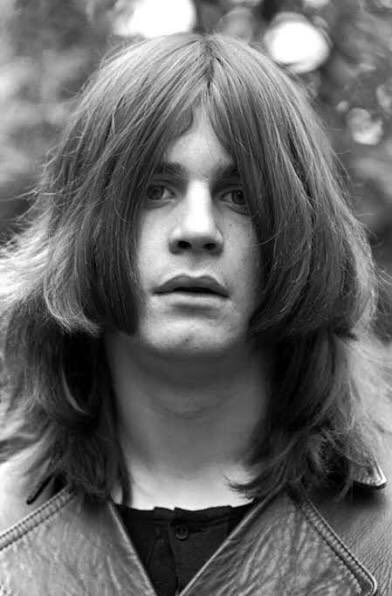 TruCaboose's tweet photo. Wow as if the year wasn’t already off ..

The #1 artist in My life just passed on ..

There is/was/will be only one Ozzy Osbourne. The prince of fucking darkness ..

RIP https://t.co/foA9YAcKq5