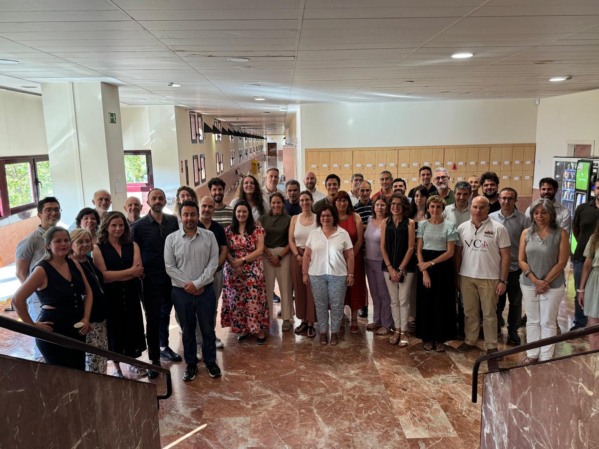 Cerramos la reunión de esta tarde con ideas y buscando sinergias para promover el almacenamiento de energía térmica #TES en la industria y en la sociedad.