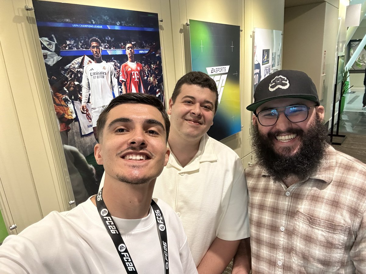 ThipOff's tweet image. Le Live avec les développeurs était vraiment trop cool, merci pour vos questions/retours & merci a eux car c’était GÉ-NIAL 🙏🙌
PS : Sur l’avis sur le jeu j’ai en aucun cas dis que c’était bon ou mauvais, je vous ai juste retranscris ce à quoi j’ai joué et mes sensations !
