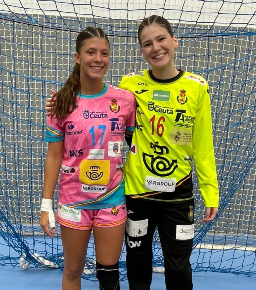 CBF ELDA PRESTIGIO (@elda_prestigio) on Twitter photo ๐ตโช๏ธ๐ข EXPERIENCIA INOLVIDABLE CON LA SELECCIรN ESPAรOLA PROMESAS !!
โก โก Nuestras jugadoras cadetes Cristina Martรญnez y Gabriela Tortosa, han cumplido su sueรฑo y han debutado con las guerreras promesas por partida doble.
<a href="/comunitatesport/">Comunitat de l'Esport</a> <a href="/Fbmcv/">#ComunitatDelHandbol ๐งก๐</a> <a href="/IberdrolaDHF/">Liga Guerreras Iberdrola</a> <a href="/RFEBalonmano/">RFEBalonmano</a> ๐ตโช๏ธ๐ข EXPERIENCIA INOLVIDABLE CON LA SELECCIรN ESPAรOLA PROMESAS !!
โก โก Nuestras jugadoras cadetes Cristina Martรญnez y Gabriela Tortosa, han cumplido su sueรฑo y han debutado con las guerreras promesas por partida doble.
<a href="/comunitatesport/">Comunitat de l'Esport</a> <a href="/Fbmcv/">#ComunitatDelHandbol ๐งก๐</a> <a href="/IberdrolaDHF/">Liga Guerreras Iberdrola</a> <a href="/RFEBalonmano/">RFEBalonmano</a>