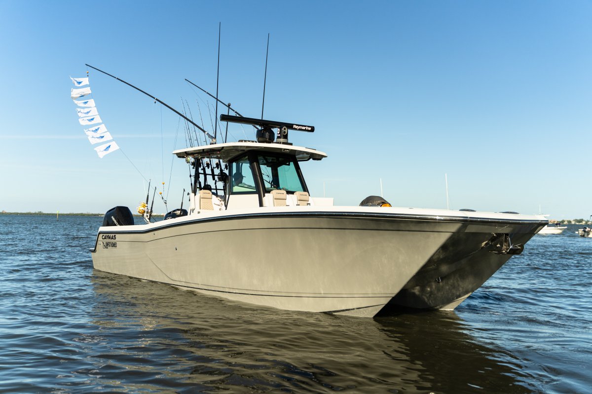 TACO Pro Team Captain George Gozdz running his Caymas 34CT — fully rigged and ready.

Outfitted with Grand Slam 300 Outrigger Mounts and Open Water Internally Rigged Carbon Fiber Tele-Outrigger Poles for serious offshore action.

#TACOMarine #TACOOnboard #CaymasBoats