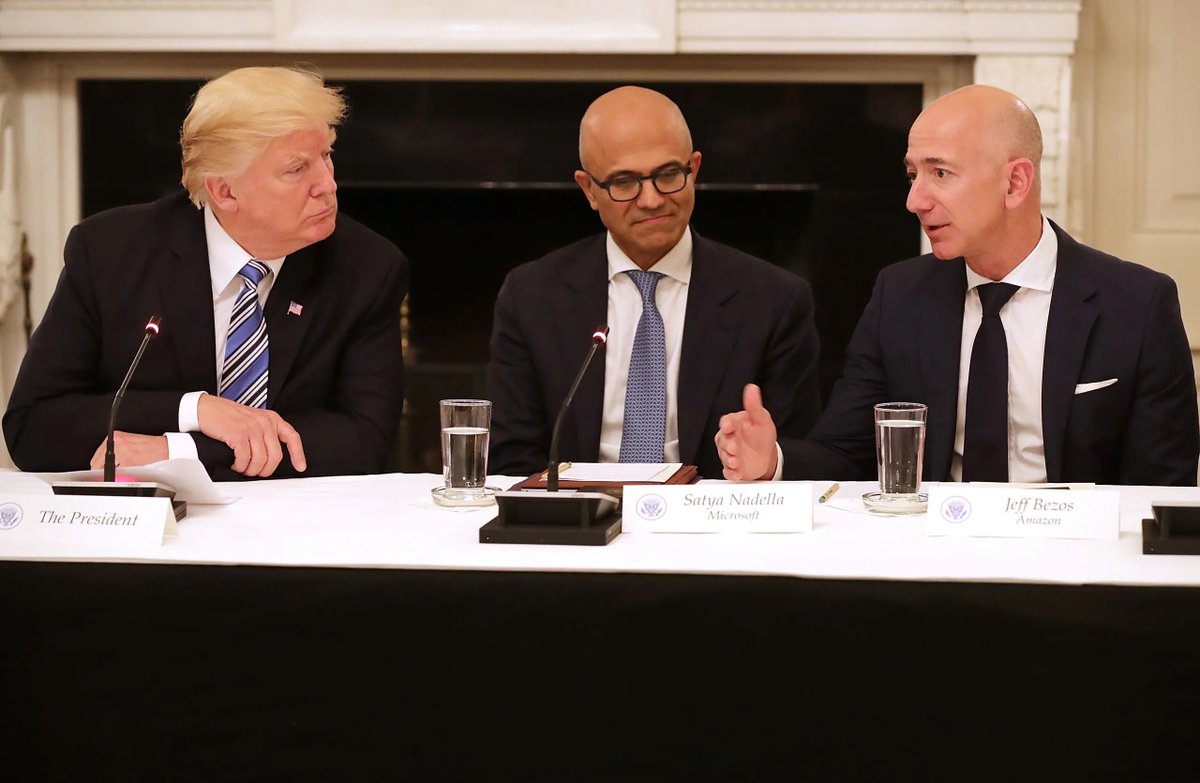 🚨 BREAKING: Incontro tra Jeff Bezos e Donald Trump all'Ufficio Ovale