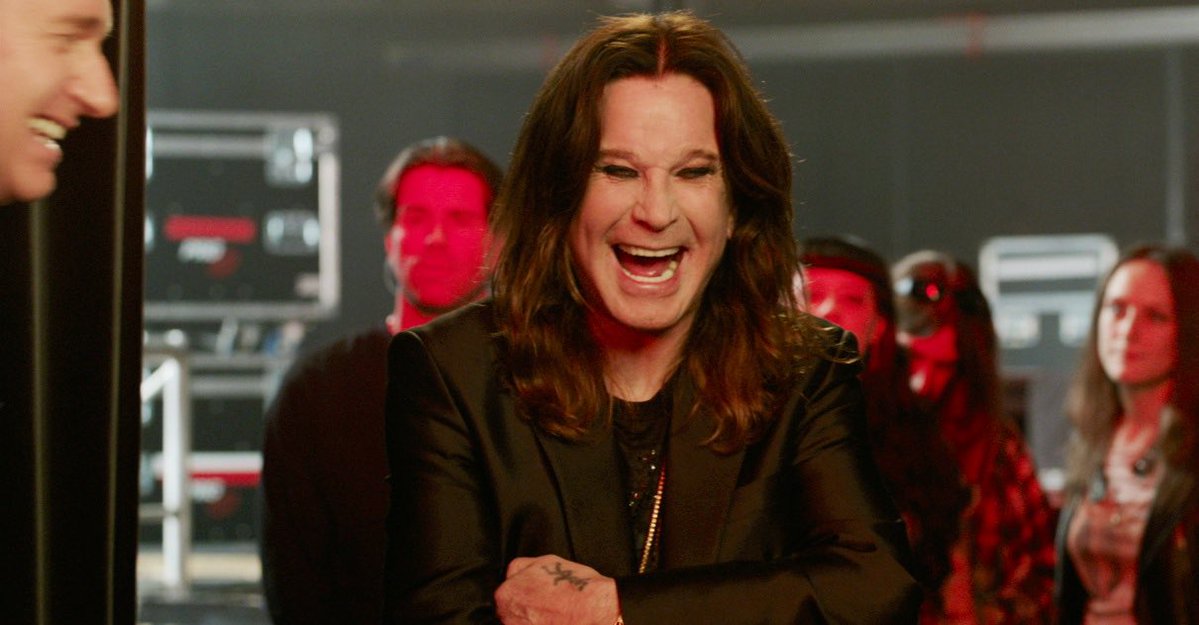 paulfeig's tweet image. So very sad to hear about Ozzy’s passing. I will always cherish the time I spent with him on Ghostbusters. He was such a sweet guy and so up for having fun with his persona. He was a true legend and the music world wouldn’t have been the same without him. RIP Ozzy. 🙏🙏🙏🤘🤘🤘