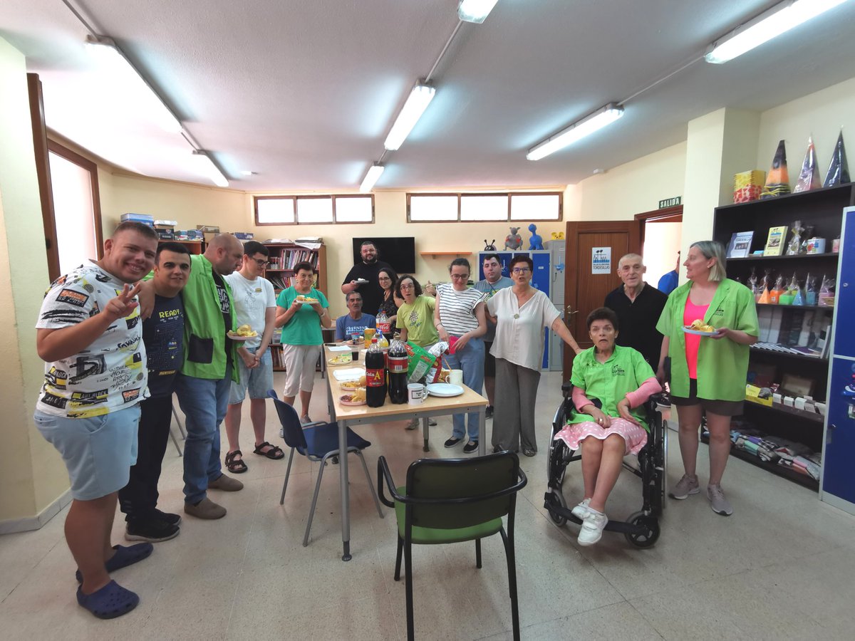 Biblio Tordesillas tweet media