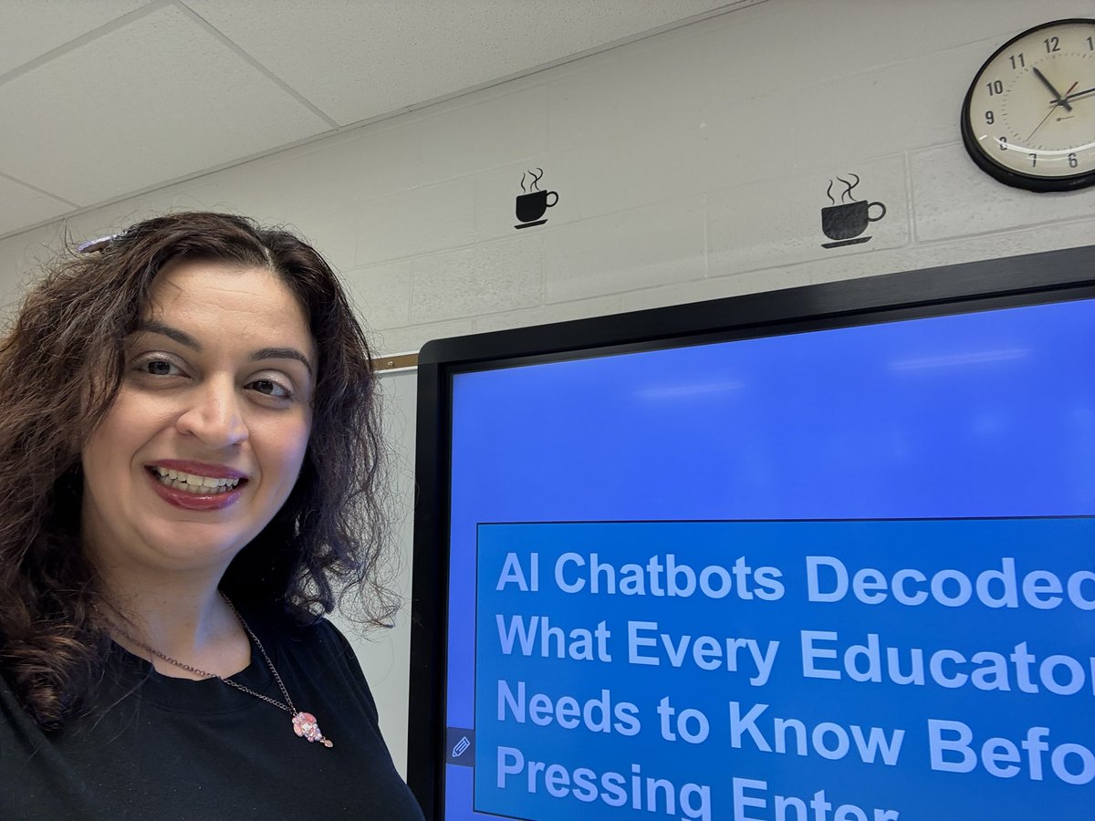 MrsSaid17's tweet image. It was a great day supporting teachers in the St.Louis area with prompt engineering support. Watching teachers innovate with AI has been so fun!