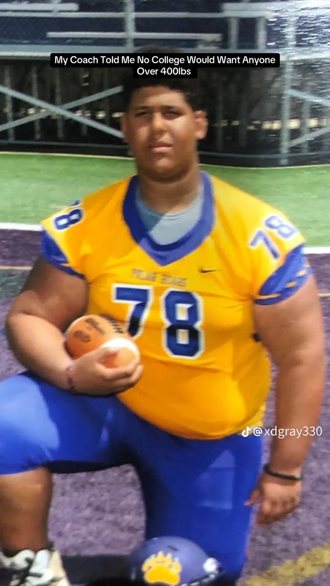 clay_fink's tweet image. Lots of talk about Northwestern OT Caleb Tiernan for the 2026 Draft, but how about his new teammate at OT, Xavior Gray @XDGray330
Listed at 6’9/340, Gray weighed 485 pounds in HS. Started his career at Akron, allowing 14 sacks and 67 pressures in 20 games while playing for…