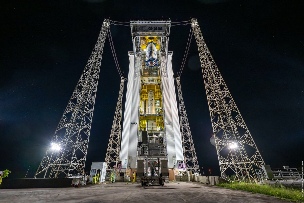 AndrewParsonson's tweet image. The payload for flight VV27, encased in its fairing, has been raised and placed atop the Vega C stack ahead of the July 25 launch.
Image credit: CNES / ESA / Arianespace / Optique Vidéo CSG / S Martin