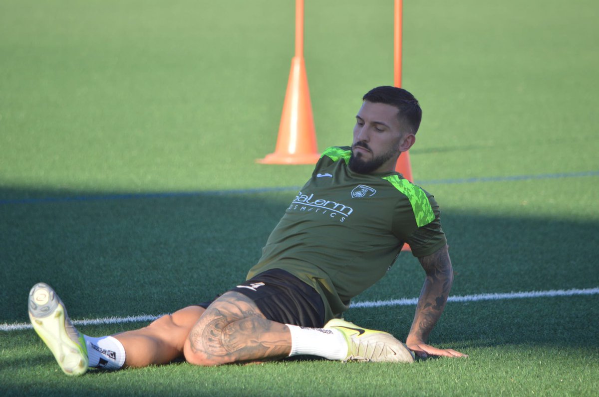 ✅ Segundo día de pretemporada superado.

#SubimosJuntosSeguimosJuntos | #VamosRojillos