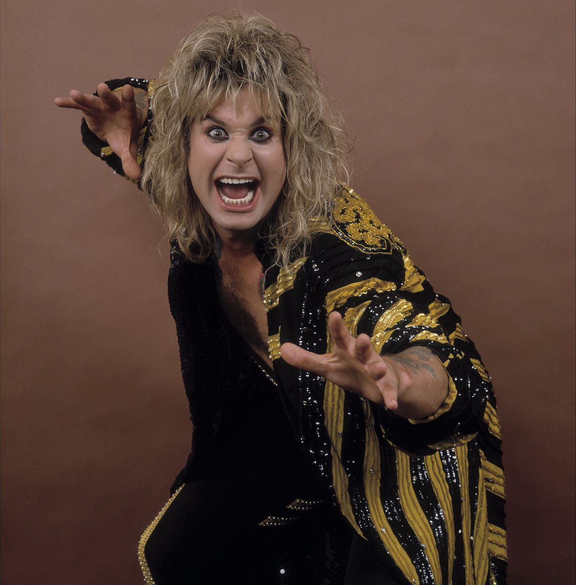 a12cat34dog's tweet image. Rest In Peace Legend🕊️
🖤Ozzy Osbourne will live on through music forever🙏🏼