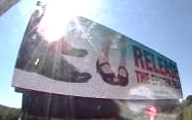 TrueFactsStated's tweet image. Release the Epstein Files! Four billboards up. Chip in. maddogpac.com/products/quick…