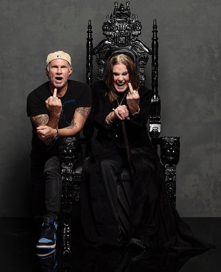 ChiliPeppersArg's tweet image. ◾Durísima noticia
Se confirma que Ozzy Osbourne falleció en el día de hoy a sus 76 años. Hace unos días dió su último concierto con Black Sabbath en Birmingham, Inglaterra.