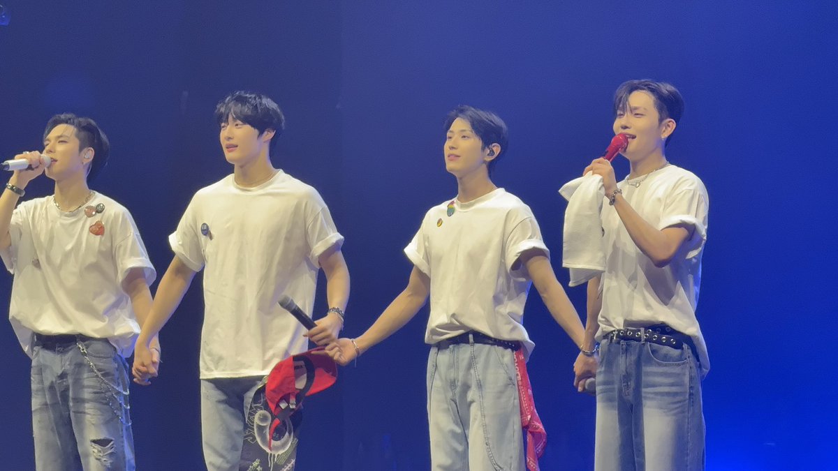 이순간에 평픽할결심했다

#CIX #씨아이엑스 #CIX6thDebutAnniversary #CIX데뷔6주년 #2025FIXWEEK #픽스위크 #FIX제목학원