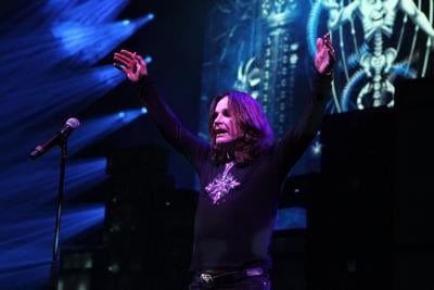NEWSTALK1010's tweet image. BREAKING: Heavy metal legend Ozzy Osbourne has died at age 76. Here he is at his final Toronto performance on September 4, 2018. @ThatEricAlper joins Deb Hutton @millandmaitmom at 3:05 PM to talk about his rock and roll legacy.