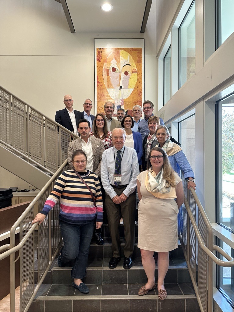KernNetwork's tweet image. KNN Associate Director Jeff Fritz, PhD, and new AΩA fellow Susan Ball, MD, are pictured here at last week’s Alpha Omega Alpha Fellows in Leadership Orientation.
 
We look forward to supporting Dr. Ball’s contributions to national efforts transforming the culture of healthcare.