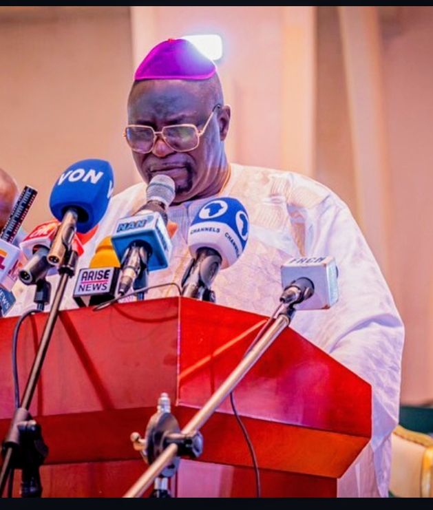 officialEFCC's tweet image. Alleged ₦178m Fraud: How Bishop Jonas Lured Victims into Fraudulent Scheme- Witness
The First Prosecution Witness, PW1, Sulaiman Kwalla, in the trial of Bishop Katung Jonas and Okewole Dayo, chairman and secretary of Covenant Fadama Multi-purpose Cooperative Society, Jos,…