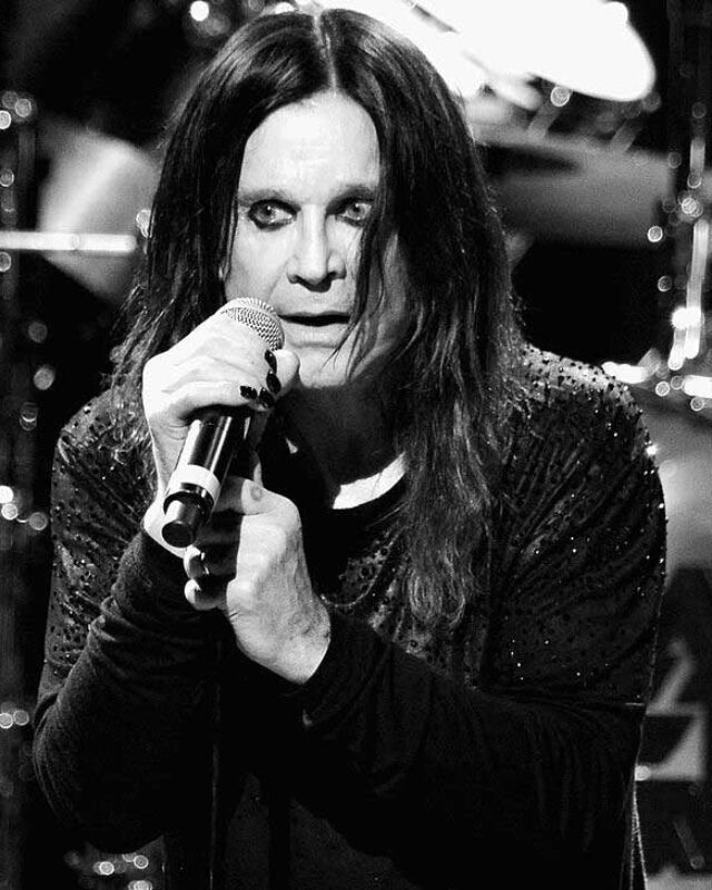 CelticWolvsBane's tweet image. Rest in peace.
To the Godfather of Heavy Metal or The Prince of Darkness, what a career he's had and a name he's made for himself in the music industry.
Without a doubt a certified legend and will be missed by millions myself included.
#OzzyOsbourne