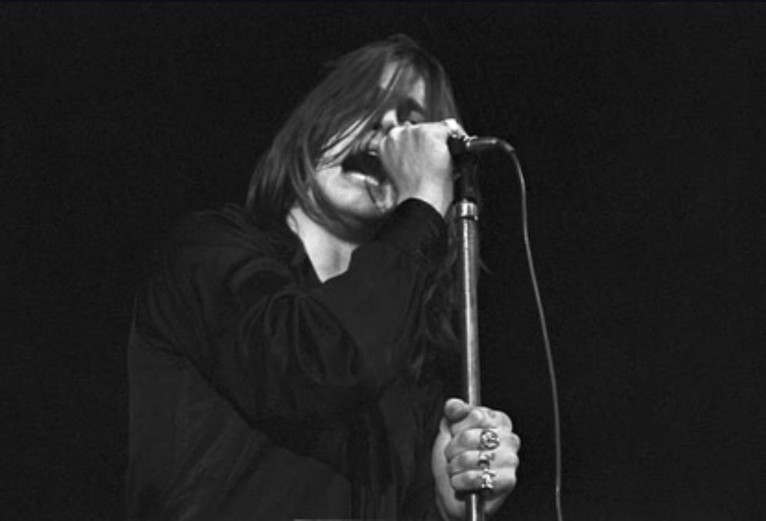 rocksemcontexto's tweet image. ozzy osbourne,
obrigado.
só isso: obrigado. 🖤