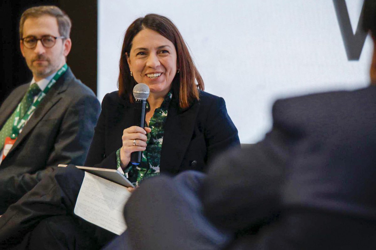 En el marco de la VII Reunión Ministerial de Energía – #CELAC2025, el Secretario Ejecutivo de #OLADE, <a href="/AndresReboll/">Andrés Rebolledo Smitmans</a> , moderó el panel “Oportunidades de Financiación para América Latina y el Caribe”, un espacio de alto nivel que reunió a representantes de la Comisión Europea,