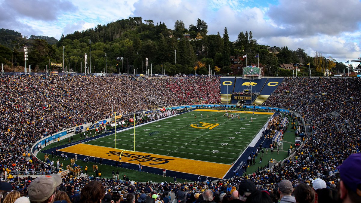 berkeleyinspire's tweet image. Program endowments from generous donors support student-athletes who earn world-class degrees while pursing championships on the field.

With an ambitious goal to have all sports endowed, @CalAthletics currently has five: gobears.me/4lYmQFu
