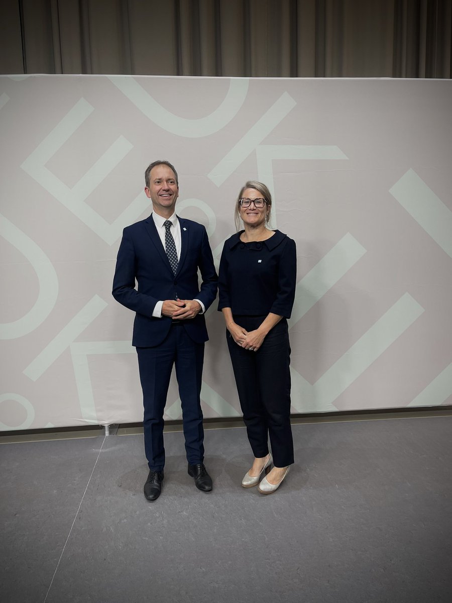 MinisterAenM's tweet image. Goede gesprekken gehad op de informele JBZ-raad met collega-ministers uit 🇧🇪🇦🇹🇨🇿🇪🇪. Gesproken over goede samenwerking en ideeën uitgewisseld over implementatie van het EU Asiel- en migratiepact en innovatieve oplossingen. Samen werken we aan een strenger EU-asielbeleid. ^EvH