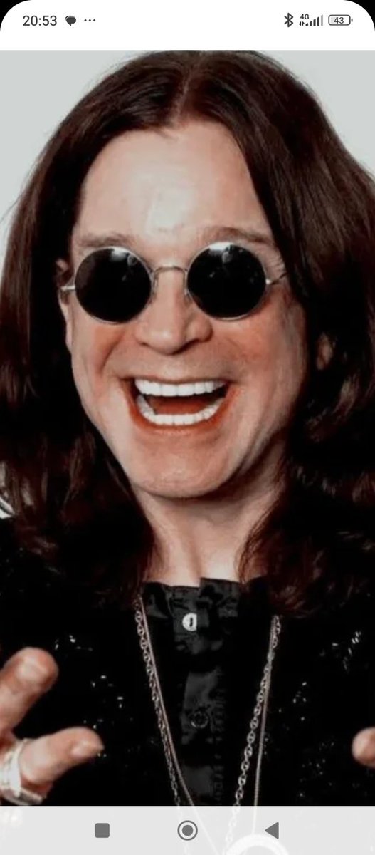 Gracias Ozzy por esas maravillosas tardes de glorias que he vivido gracias a ti. Tu música siempre será eterna. Ahora el demonio tendrá que dejarle paso al verdadero Príncipe de las Tinieblas en el Infierno. Grande Ozzy, muy grande.