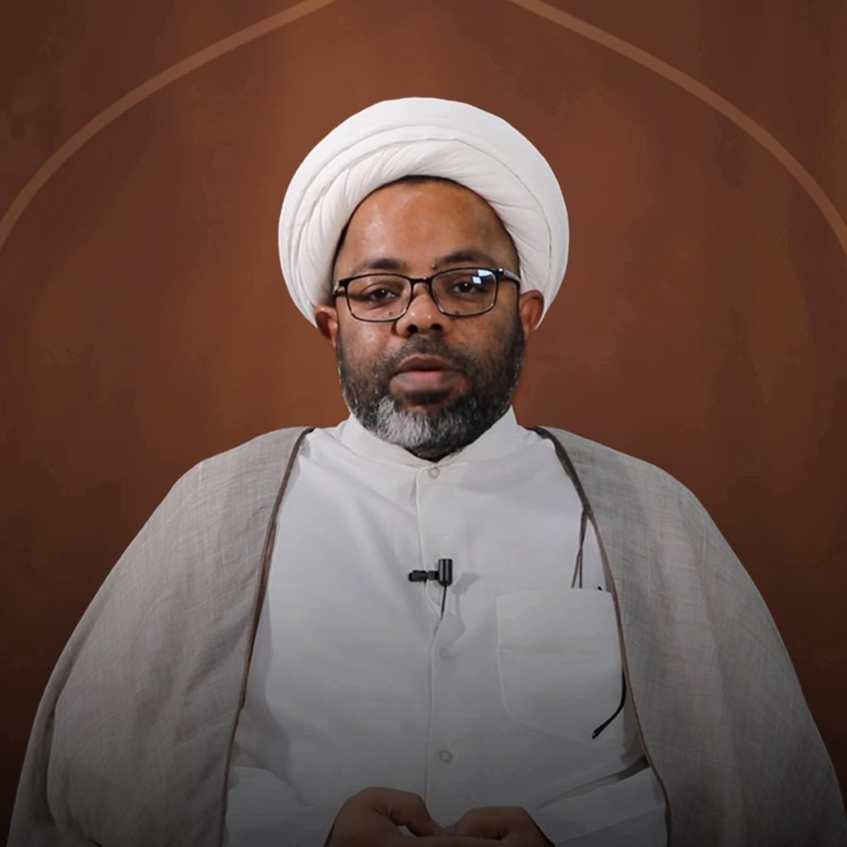 لان يطلع بخياسات السنة والتشارنة ويحجي الحق كامو يطلعون عليه سوالف #غزه_تقتل_جوعا
#الشيخ_مصطفى_الانصاري
#العراق