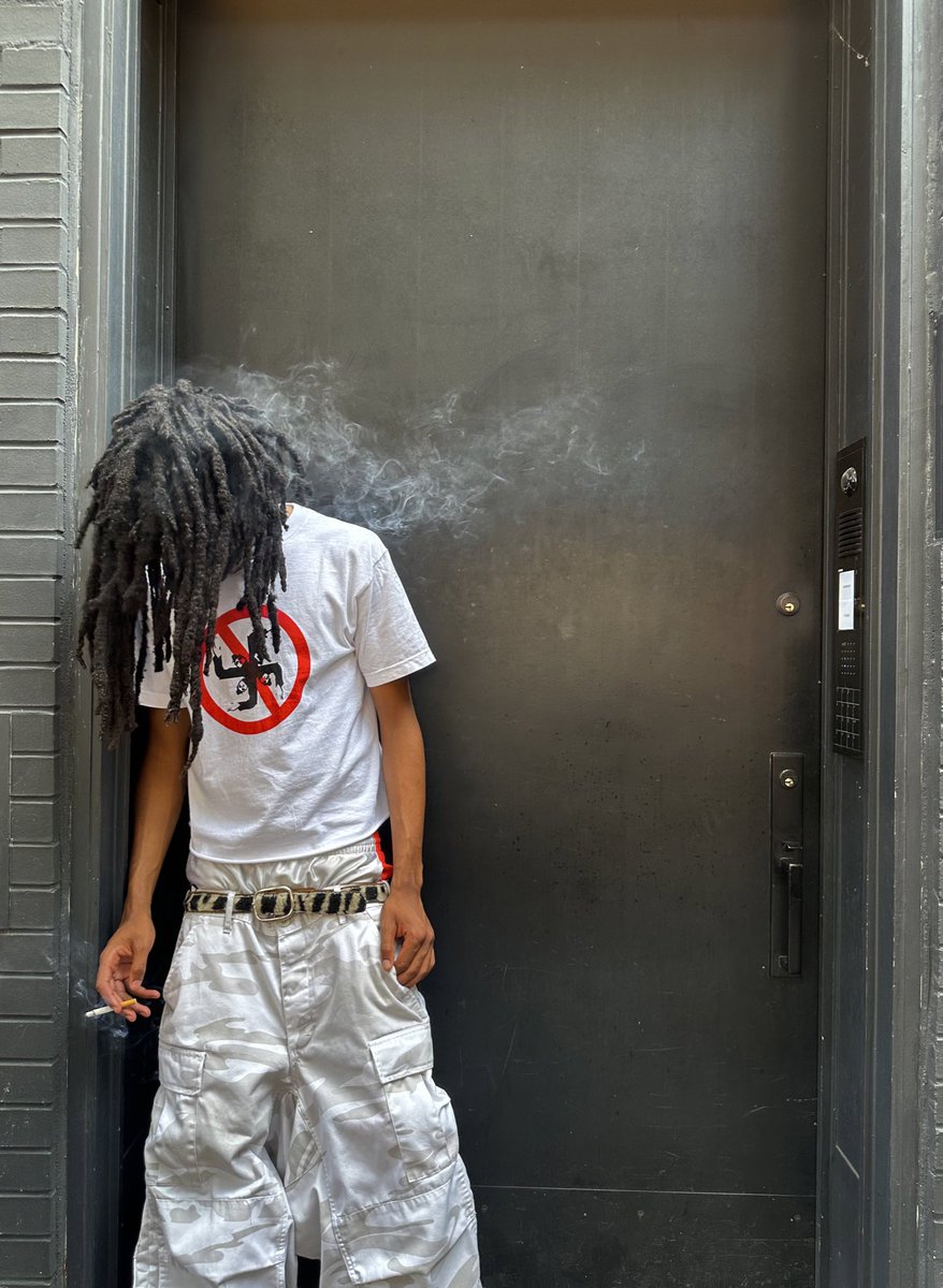 DumpBoy (@revengemadeo) on Twitter photo 