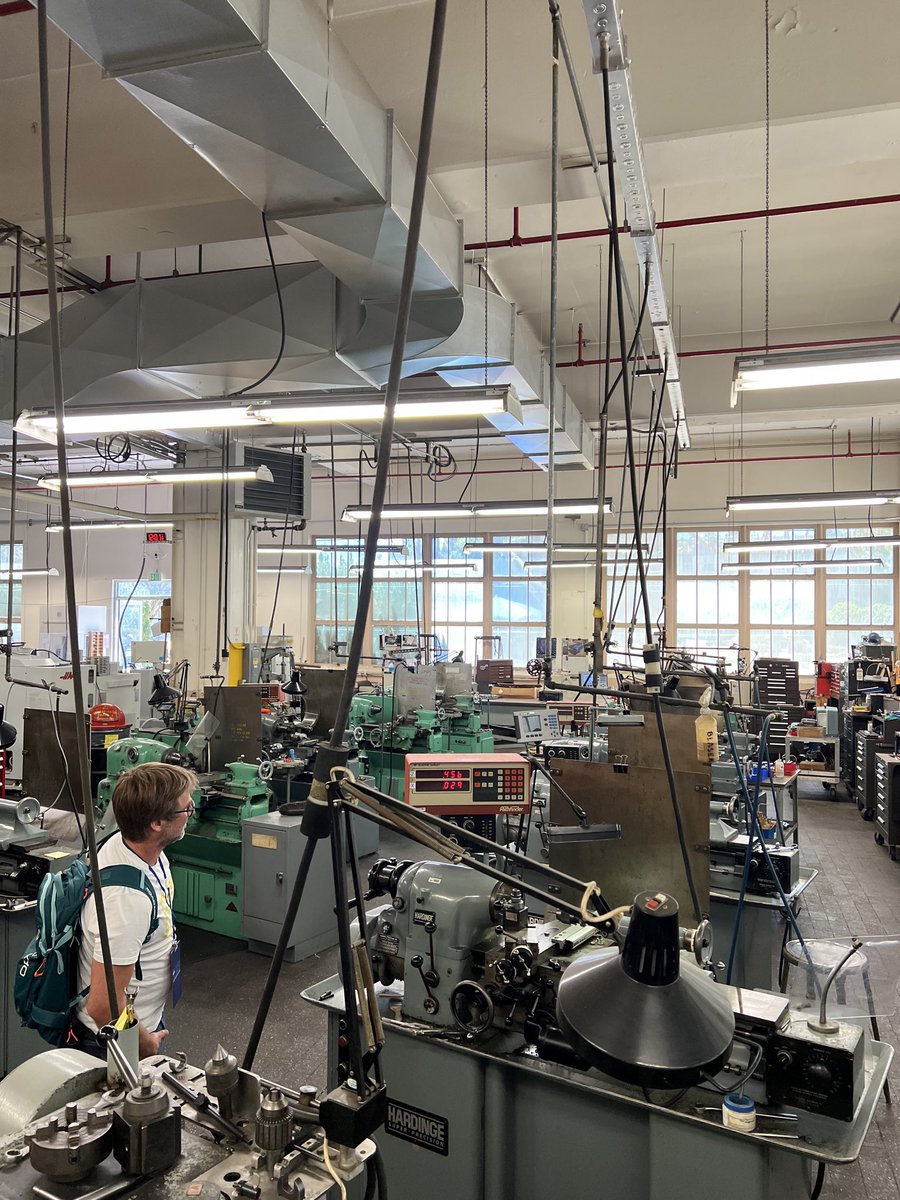 DJSnM's tweet image. Massive thanks are due to @NASAAmes who took a group of science creators on a tour of some of their world class facilities. This was a packed day where we got to interact directly with the people who make @NASA great, from machinists building hardware, scientists doing important…