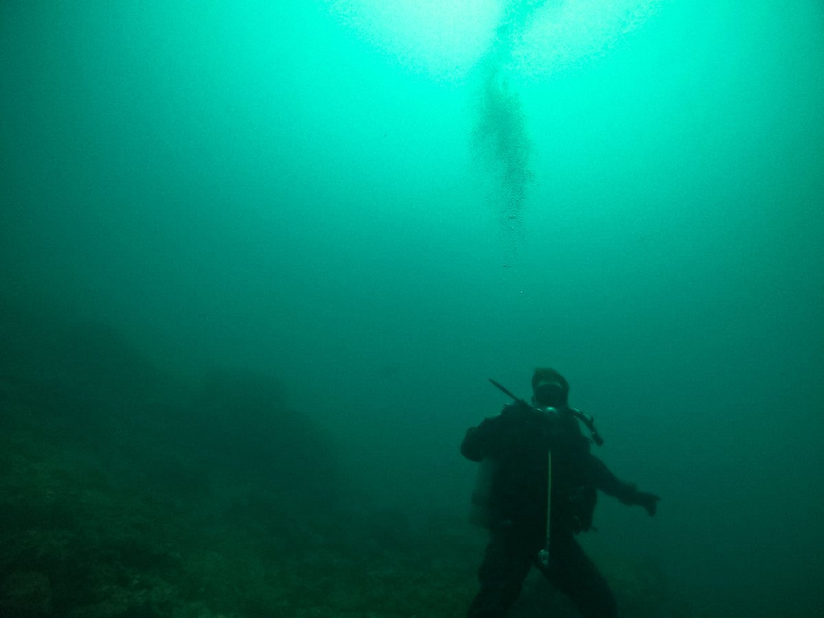 PacificMarines's tweet image. Oxygen Is Overrated! 🤿
#PacificMarines with @3d_Marine_Div conduct a search and recovery dive drill on Camp Schwab, Okinawa, Japan, July 15, 2025.
📸: Lt. Col. Jeff Brewer and LCpl. Kendrick Jackson | @USMC