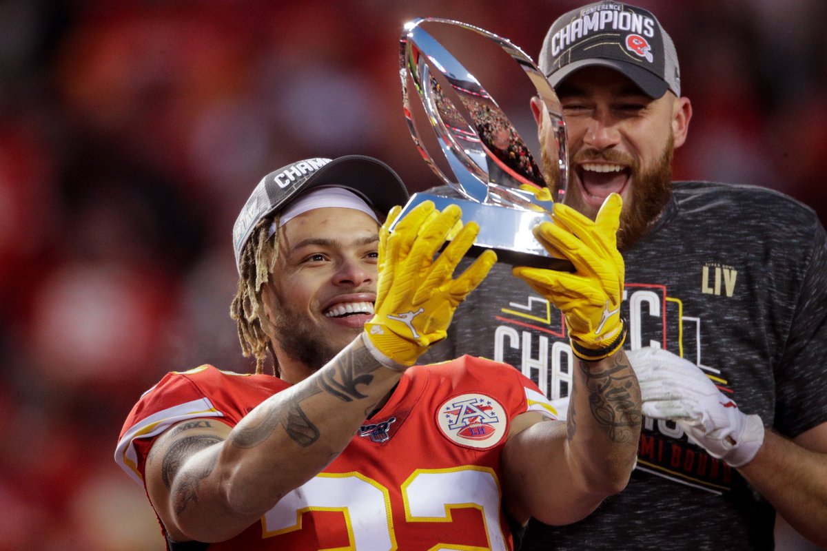 brgridiron's tweet image. Tyrann Mathieu in his 12 year NFL career:
- 1x Super Bowl Champion
- 3x All-Pro
- 3x Pro Bowl
- HOF All-2010s team
Honey Badger is a legend.