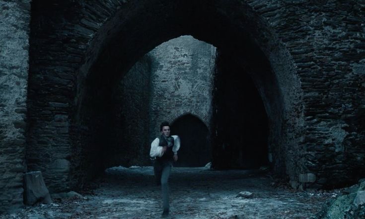bIoodfangs's tweet image. thomas hutter was going through hell and back and all he could think about and worry about was ellen and running back to her. may this kind of love find me
