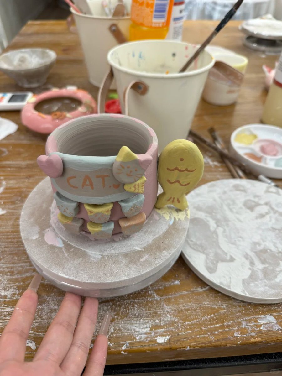 linke83282813's tweet image. It will shrink when fired #diyCeramics #potteryMaking #ceramicArt #handmade #crafts #artProjects #creativeDIY #studioPottery #clayArt #ceramicTips
