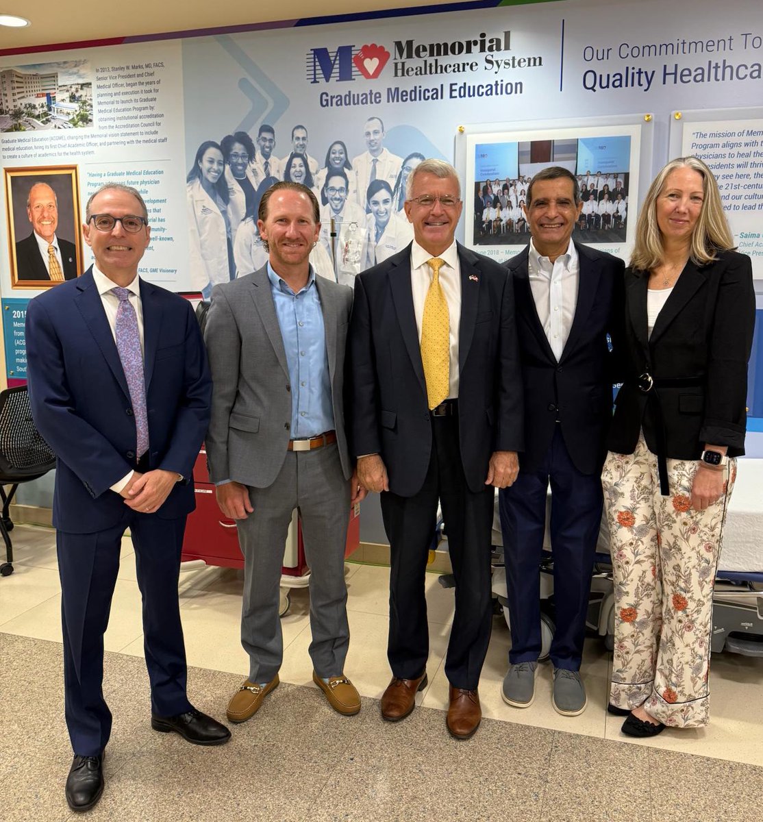mhshospital's tweet image. Honored to welcome General James S. Hartsell, Executive Director of the @FLVetsAffairs, to Memorial Hospital West. He met with our leadership and toured Memorial West and the Memorial Cancer Institute.
Thank you, General, for your service and continued support of
our veterans!🫡
