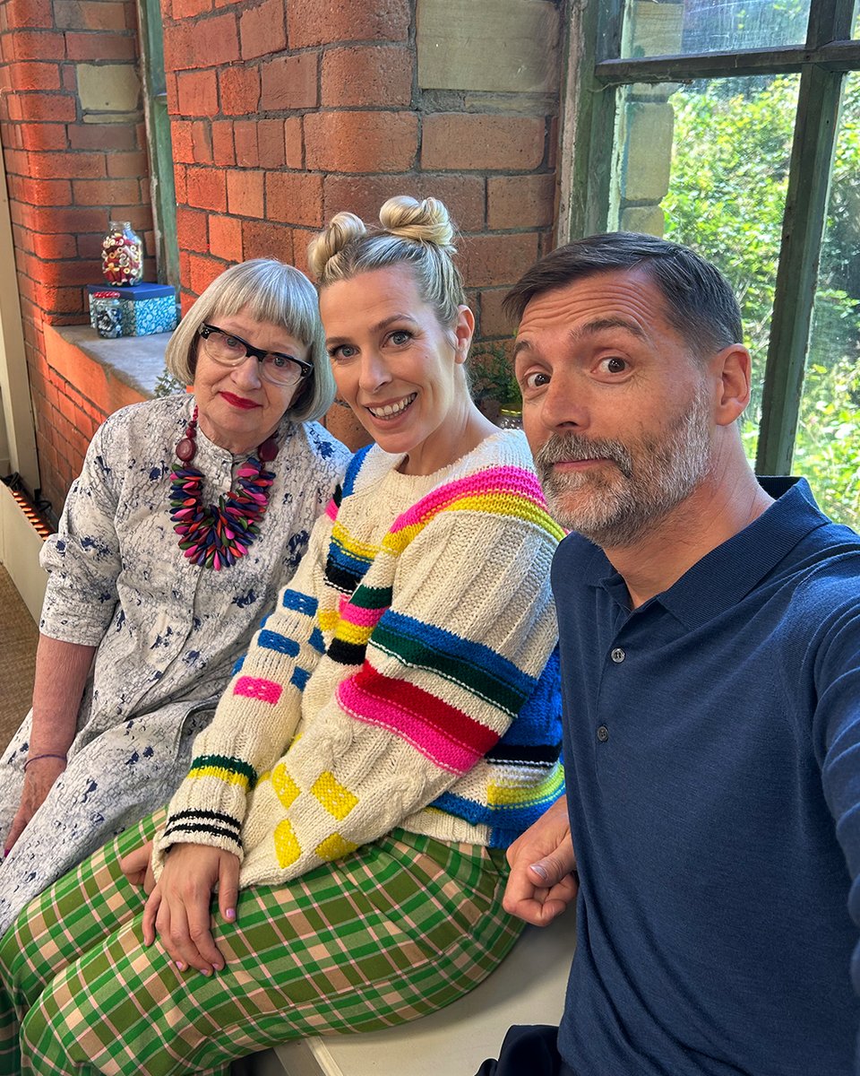 See you all tonight at 9pm... #SewingBee