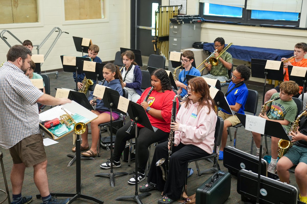 Guilford Co. Schools (@gcschoolsnc) on Twitter photo #BackToGCS | The GCS Summer Arts Institute offers a multitude of summer camps. In collaboration with organizations like Moore Music Company and the Greensboro Youth Chorus, students are gaining skills in visual and performing arts.💙🌟 #BackToGCS | The GCS Summer Arts Institute offers a multitude of summer camps. In collaboration with organizations like Moore Music Company and the Greensboro Youth Chorus, students are gaining skills in visual and performing arts.💙🌟