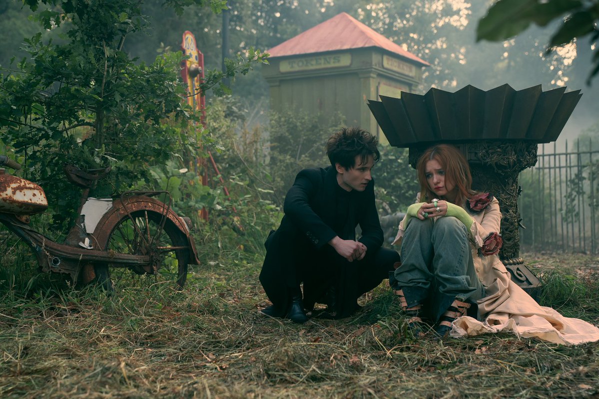 SandmanNews's tweet image. In its third week, The Sandman Season 2 placed 3rd on the Netflix Global Top 10 TV Shows (English) ranking with 3.3M views. The season received 17.8M hours viewed.
Season 2 has now spent three weeks in the Top 3 and has amassed 14.5M views.