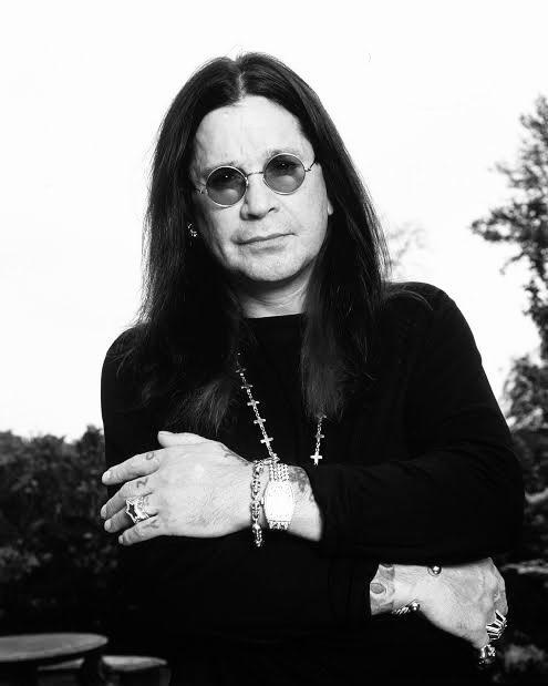 Juan Zepeda (@juanzepeda_) on Twitter photo Tuve la fortuna de verlo y escucharlo en su última presentación en México. Descanse en paz el príncipe de las tinieblas, leyenda del Heavy Metal, <a href="/OzzyOsbourne/">Ozzy Osbourne</a> Tuve la fortuna de verlo y escucharlo en su última presentación en México. Descanse en paz el príncipe de las tinieblas, leyenda del Heavy Metal, <a href="/OzzyOsbourne/">Ozzy Osbourne</a>