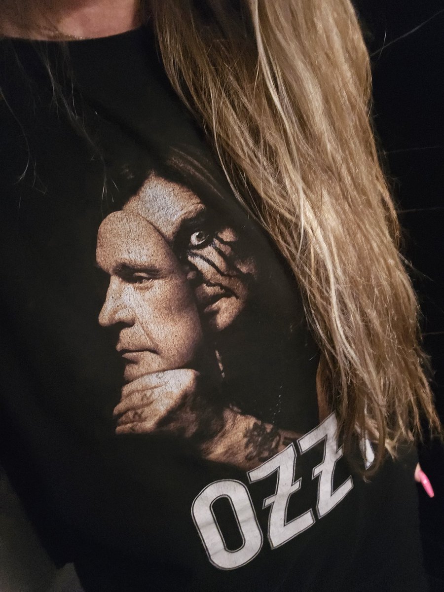 דווקא  היום, מכל הימים, לבשתי אותך...
R.I.P