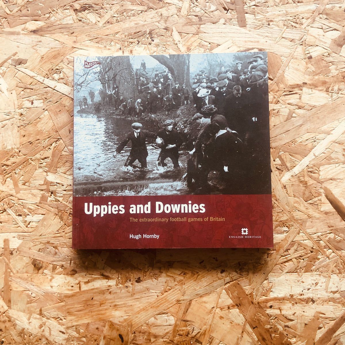 StanchionBooks's tweet image. πππππππ | UPPIES AND DOWNIES by Hugh Hornby
A detailed, superbly illustrated account of some of British football's most unusual games, Looks at the nation's most eccentric football variants and analyses them as part of a collective tradition.
π stanchionbooks.com/products/uppieβ¦