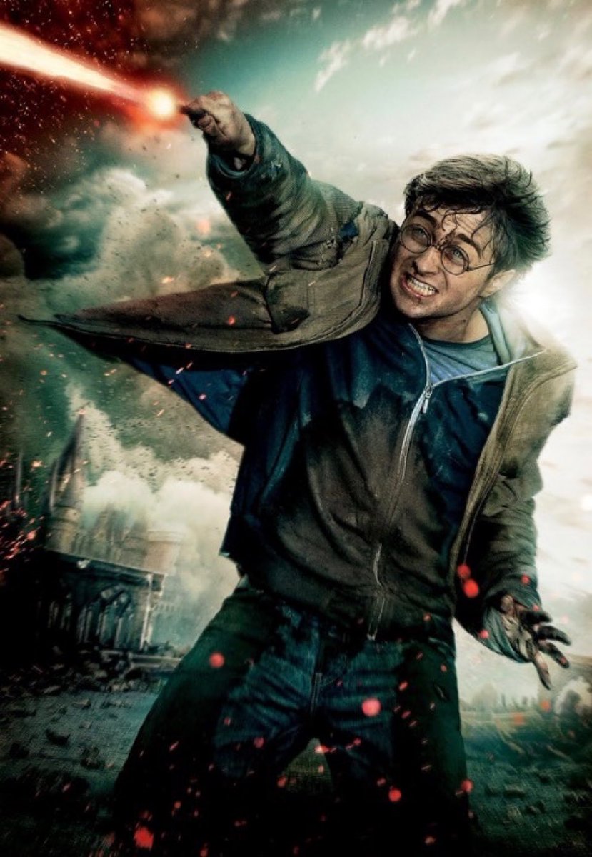 TheDailyHPotter's tweet image. Daniel Radcliffe doesn’t want to cameo in the new Harry Potter TV show 🎥
“I’m very excited to have that torch passed. But I don’t think it needs me to physically pass it.”